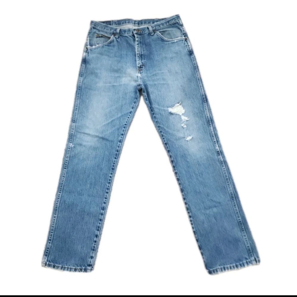 Men's Wrangler 36 x 34 Distressed Regular Fit Straight Leg Preuim Denim Jeans